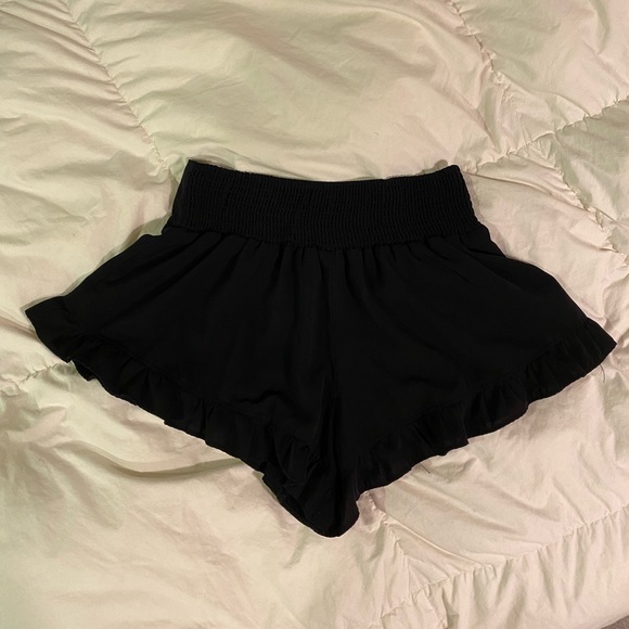 Frilled Shorts - Picture 4 of 8